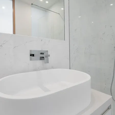 Luxury Poolside Lejlighed Lagos