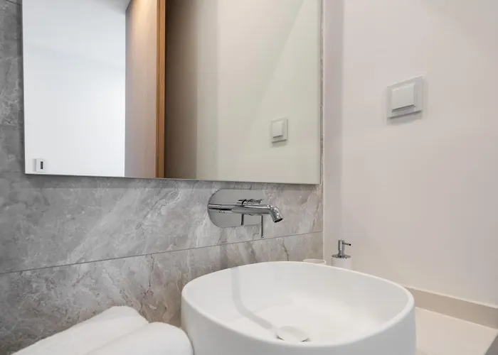 Luxury Poolside Apartamento Lagos