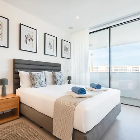 Apartamento Luxury Poolside Lagos